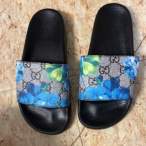 Gucci Black Slide Sandals with Blue Floral GG Strap